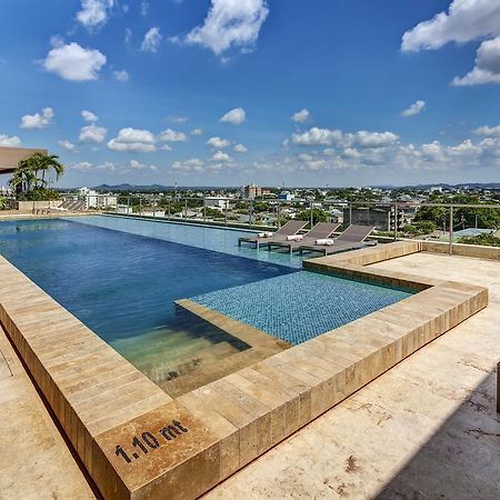 Ghl Hotel Montería Exterior foto Infinity pool at the rooftop