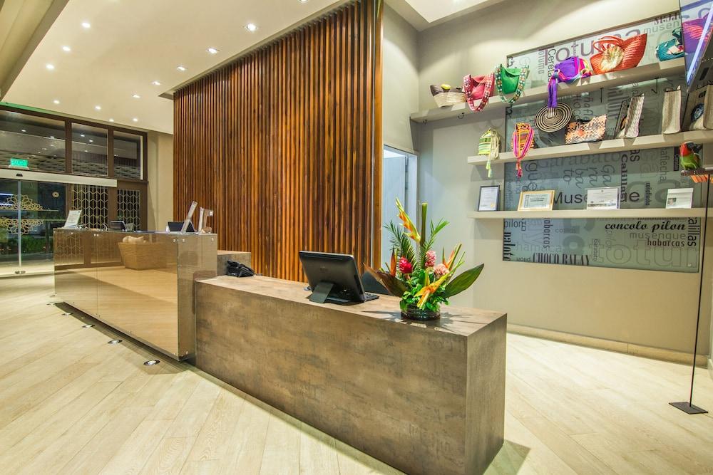 Ghl Hotel Montería Exterior foto Reception area